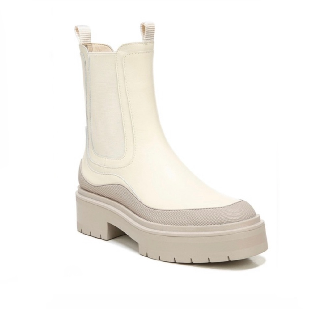 Sam Edelman Lulia Chelsea Boots‎
